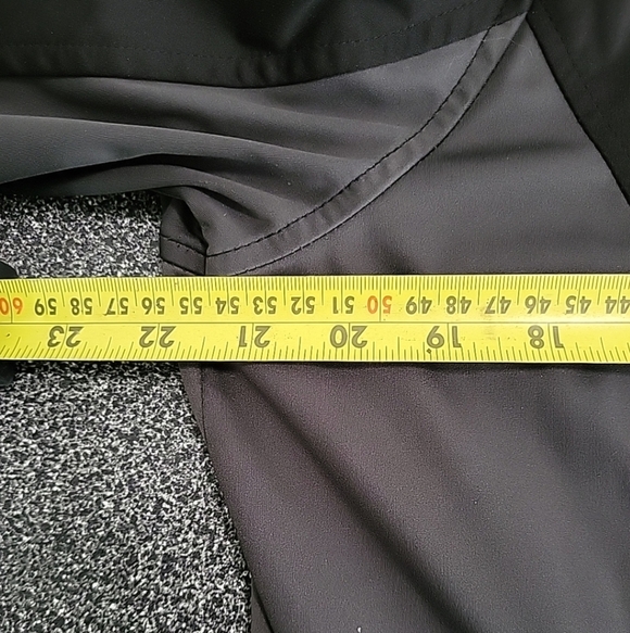 Mondetta Women's Jacket Size L Full Zip Performance Thumb Holes Black Work Out - Picture 11 of 13